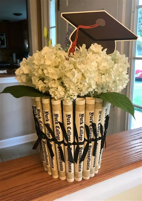 graduation centerpieces with flowers|cheap centerpieces for graduation party.